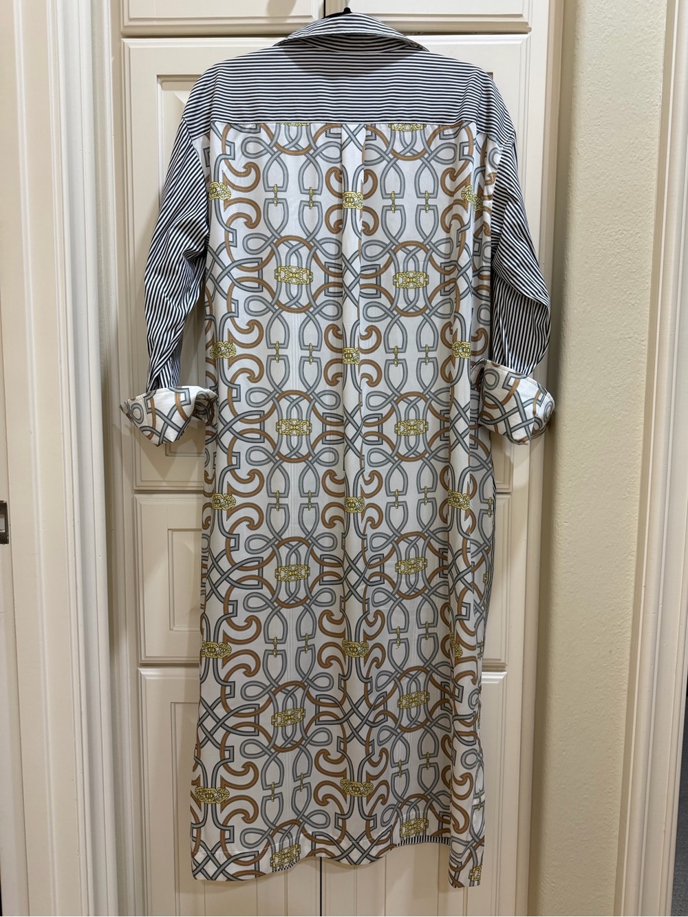 J. McLaughlin Black & White Striped Midi Shirt Dress with Chain-Print Trim - Picture 3 of 4